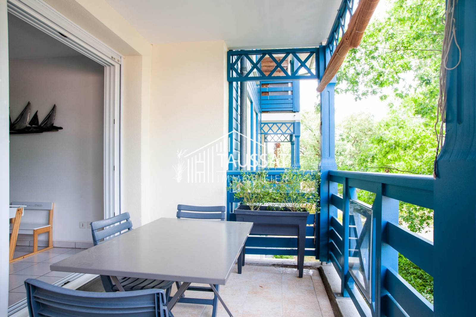 APPARTEMENT T2  avec piscine -VENDU- AUDENGE  