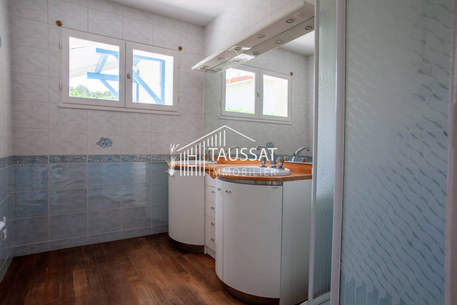 MAISON 6 PIECES - PISCINE - VENDUE ANDERNOS LES BAINS  