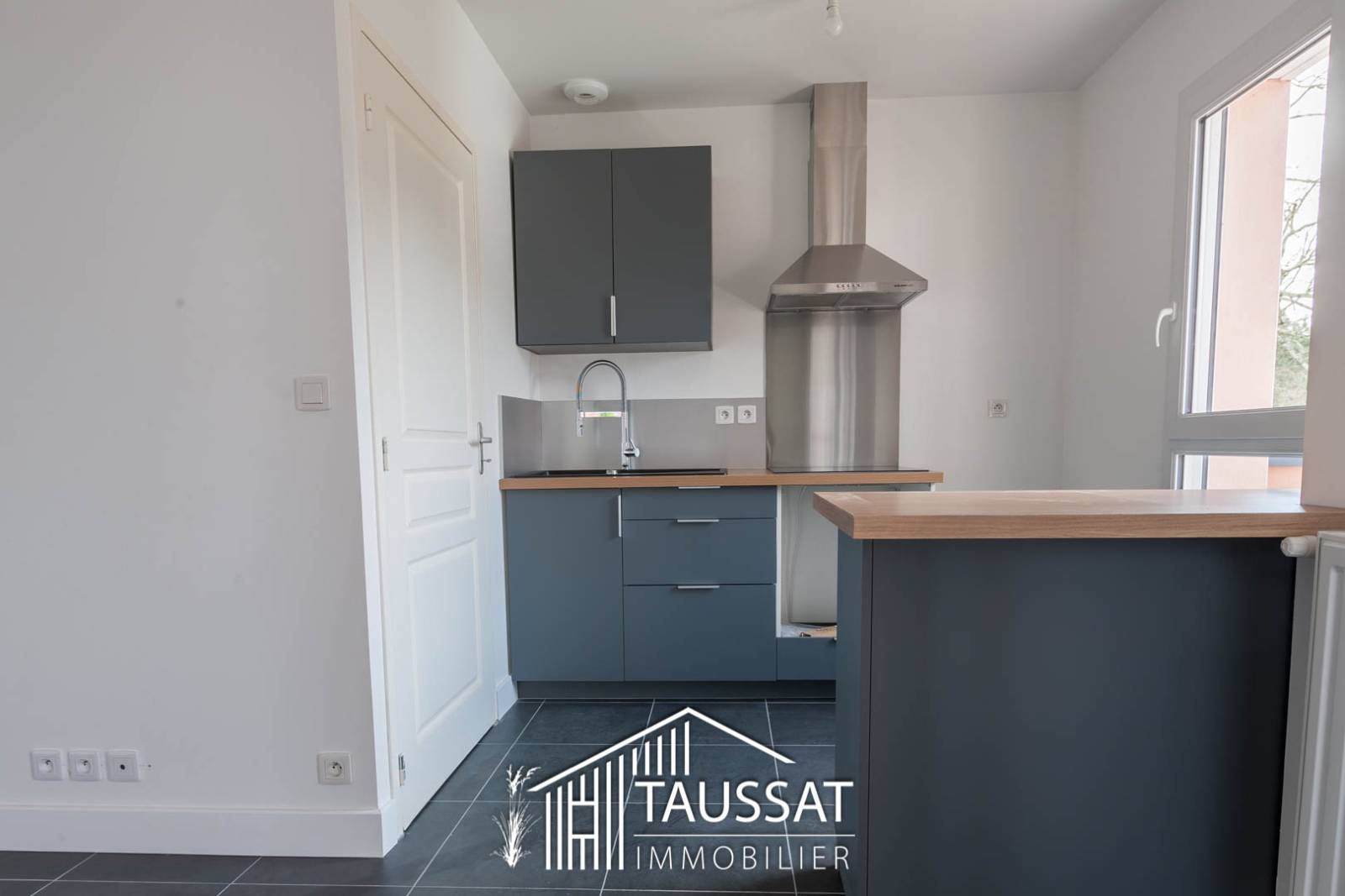 APPARTEMENT T2/ 46 m2 PROCHE PLAGE SUZETTE A LANTON