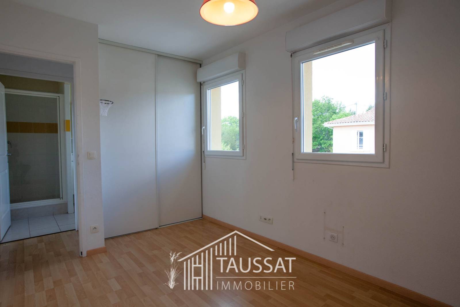 Acheter une maison de 89m2 avec jardin proche des commodités à Taussat les Bains 