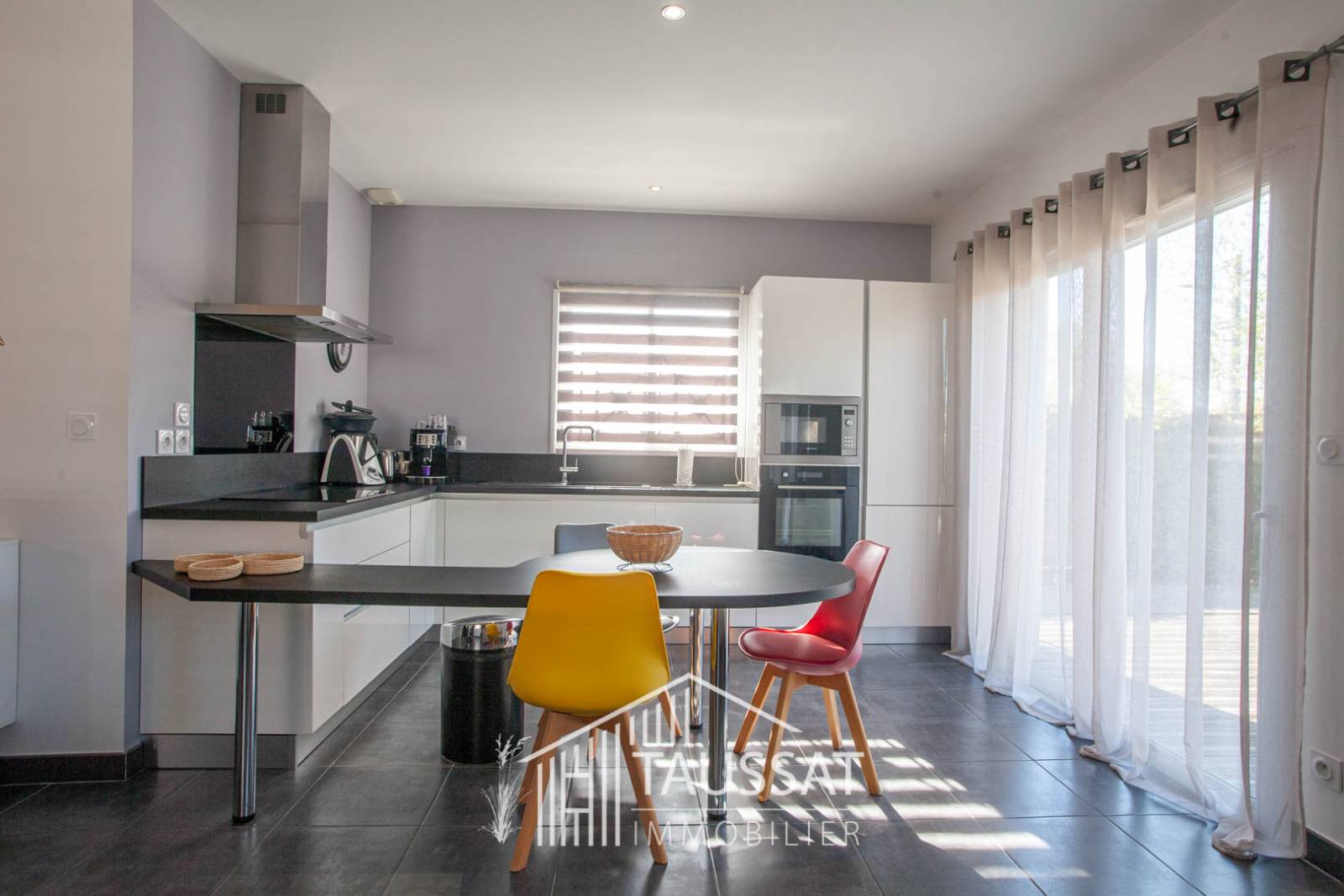 MAISON 2CHAMBRES ET BUREAU - CASSY