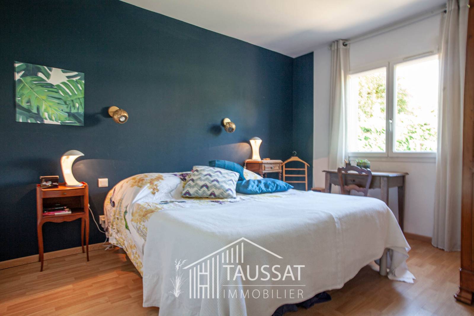 Maison rénovée de 147 m² à vendre avec 4 chambres près des plages de Taussat