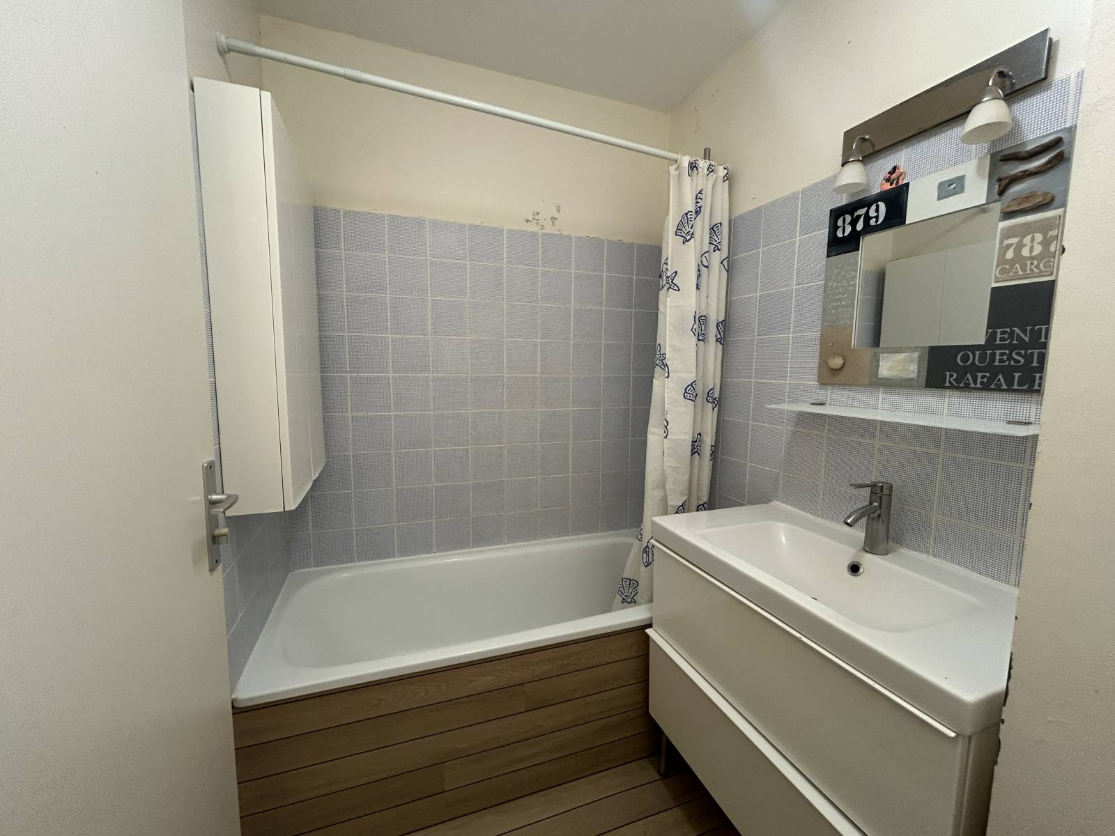 STUDIO PROCHE PLAGE ET COMMERCES- PORT DE  CASSY