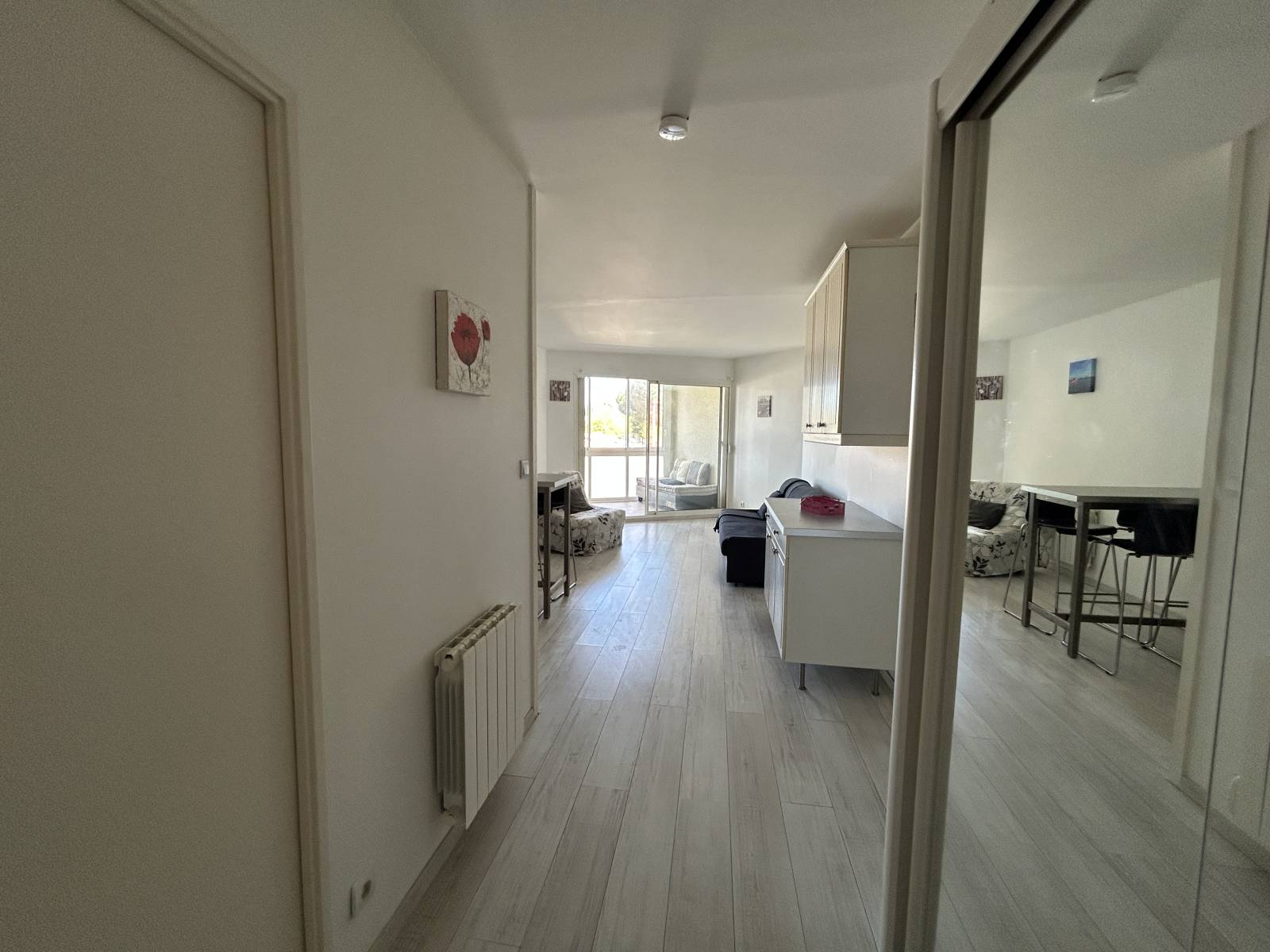 STUDIO PROCHE PLAGE ET COMMERCES- PORT DE  CASSY