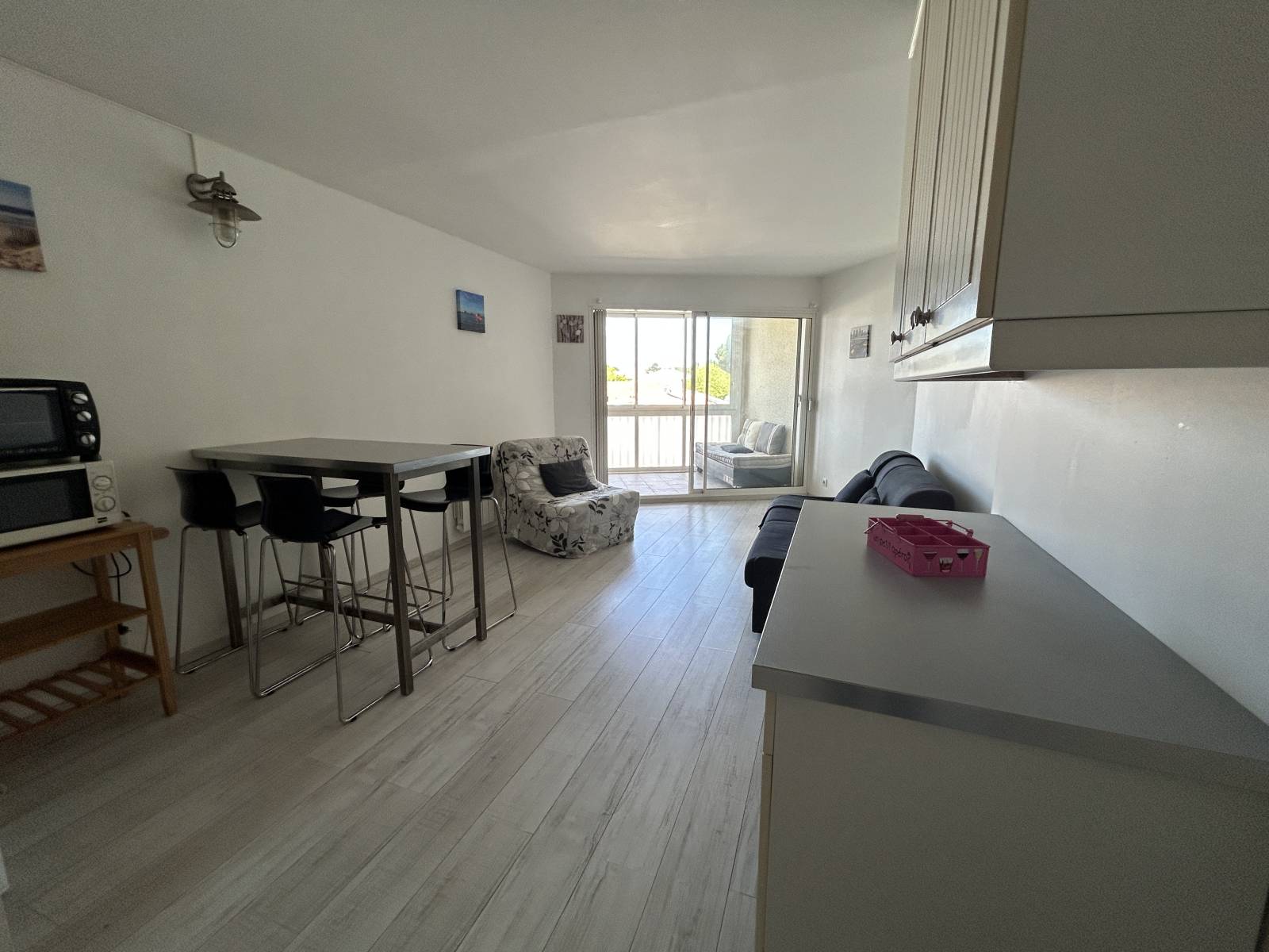 STUDIO PROCHE PLAGE ET COMMERCES- PORT DE  CASSY