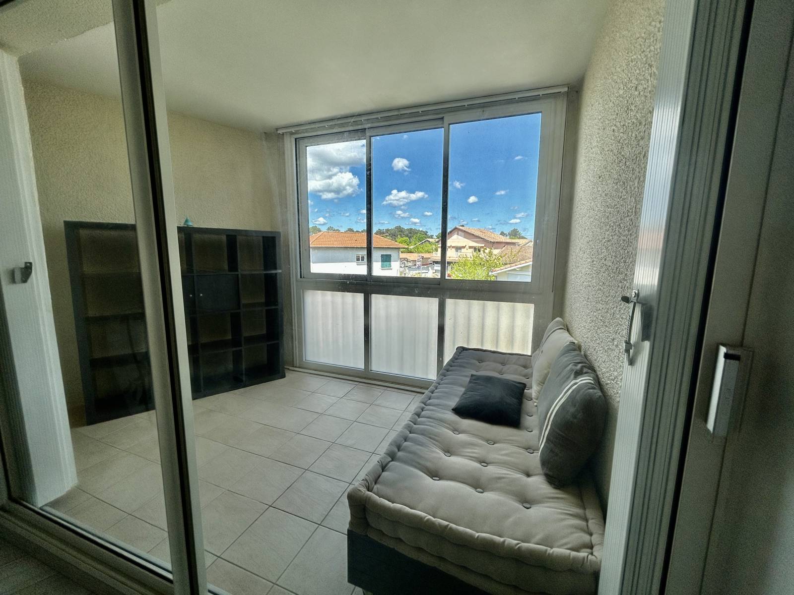 STUDIO PROCHE PLAGE ET COMMERCES- PORT DE  CASSY