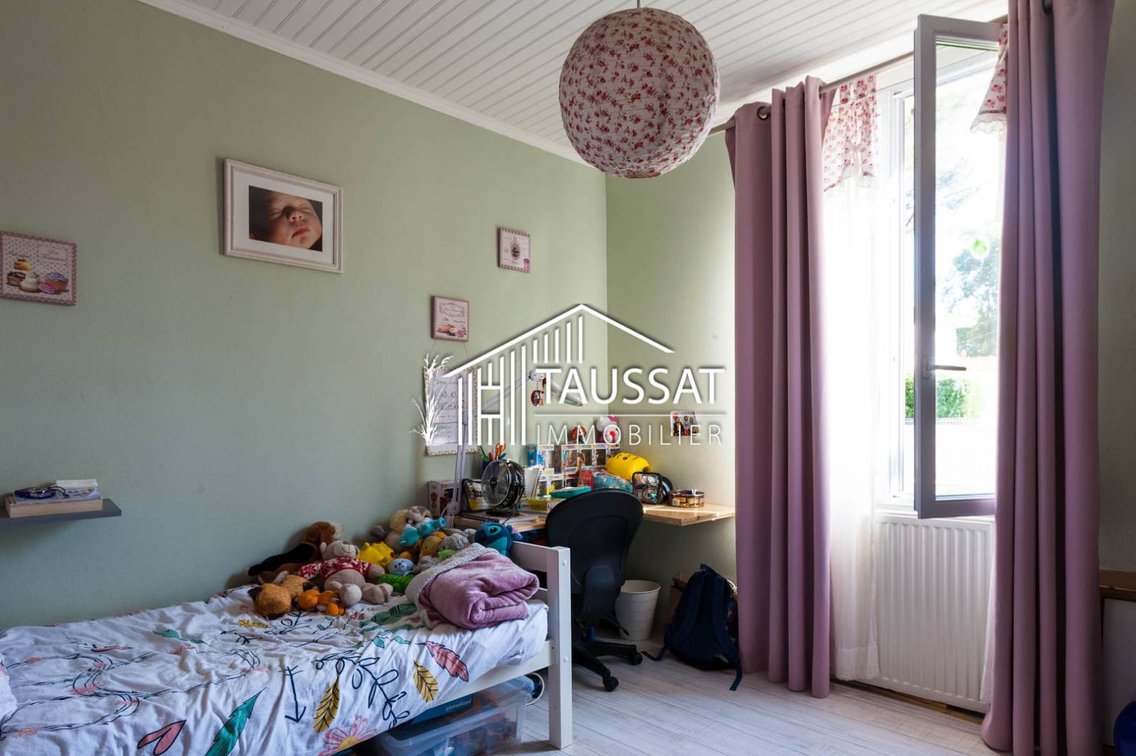 Maison typique du bassin dans le centre de Cassy