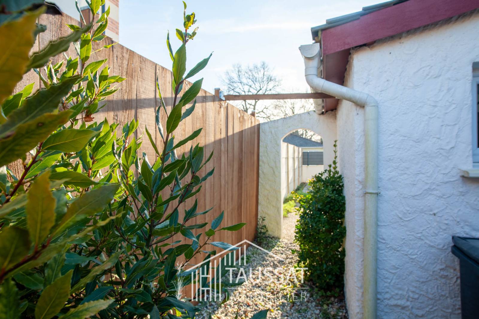 MAISON 3 PIECES AVEC GARAGE - LANTON