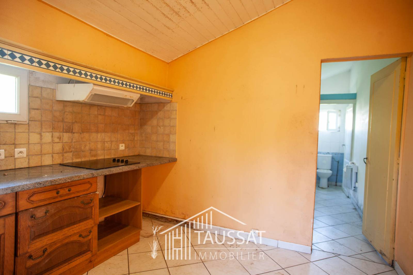 MAISON TYPIQUE DU BASSIN A RENOVER - CASSY