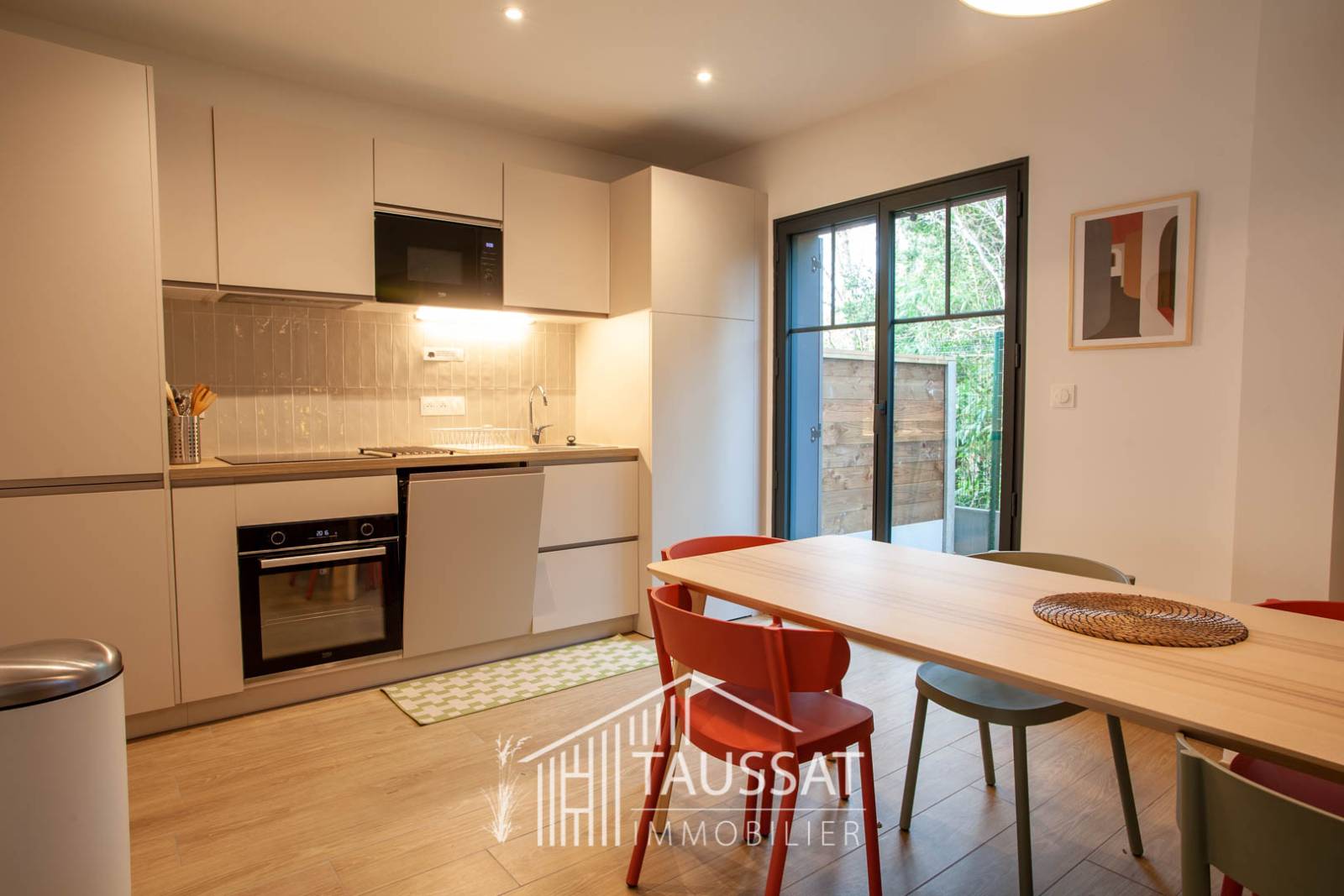 A LOUER MAISON DE VILLE T4 MEUBLEE - CASSY CENTRE