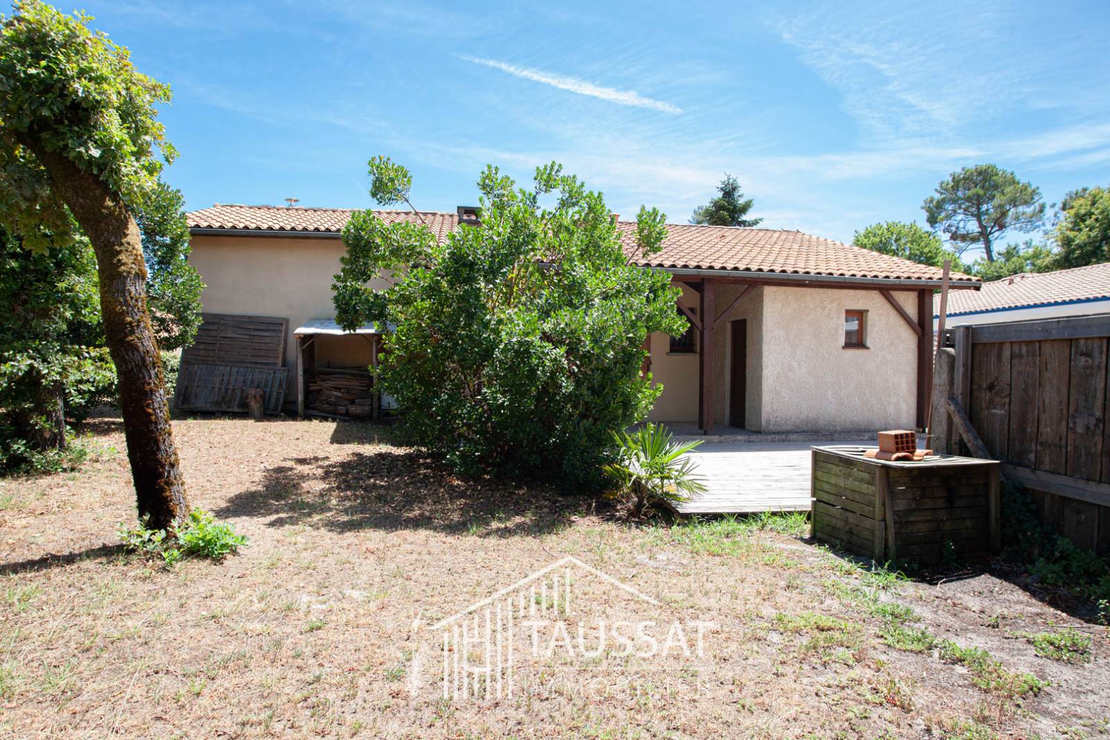 MAISON T4 AVEC GRAND JARDIN PISCINABLE- CASSY