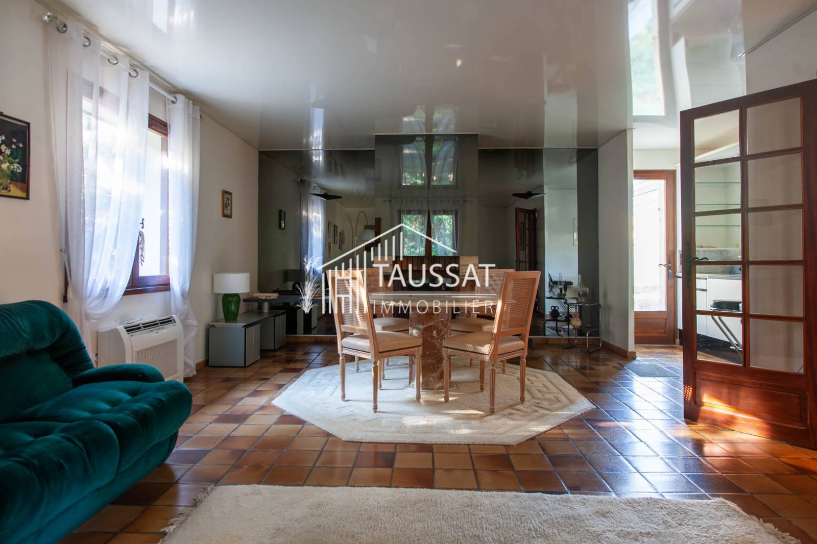 Maison Cassy Lanton 33138