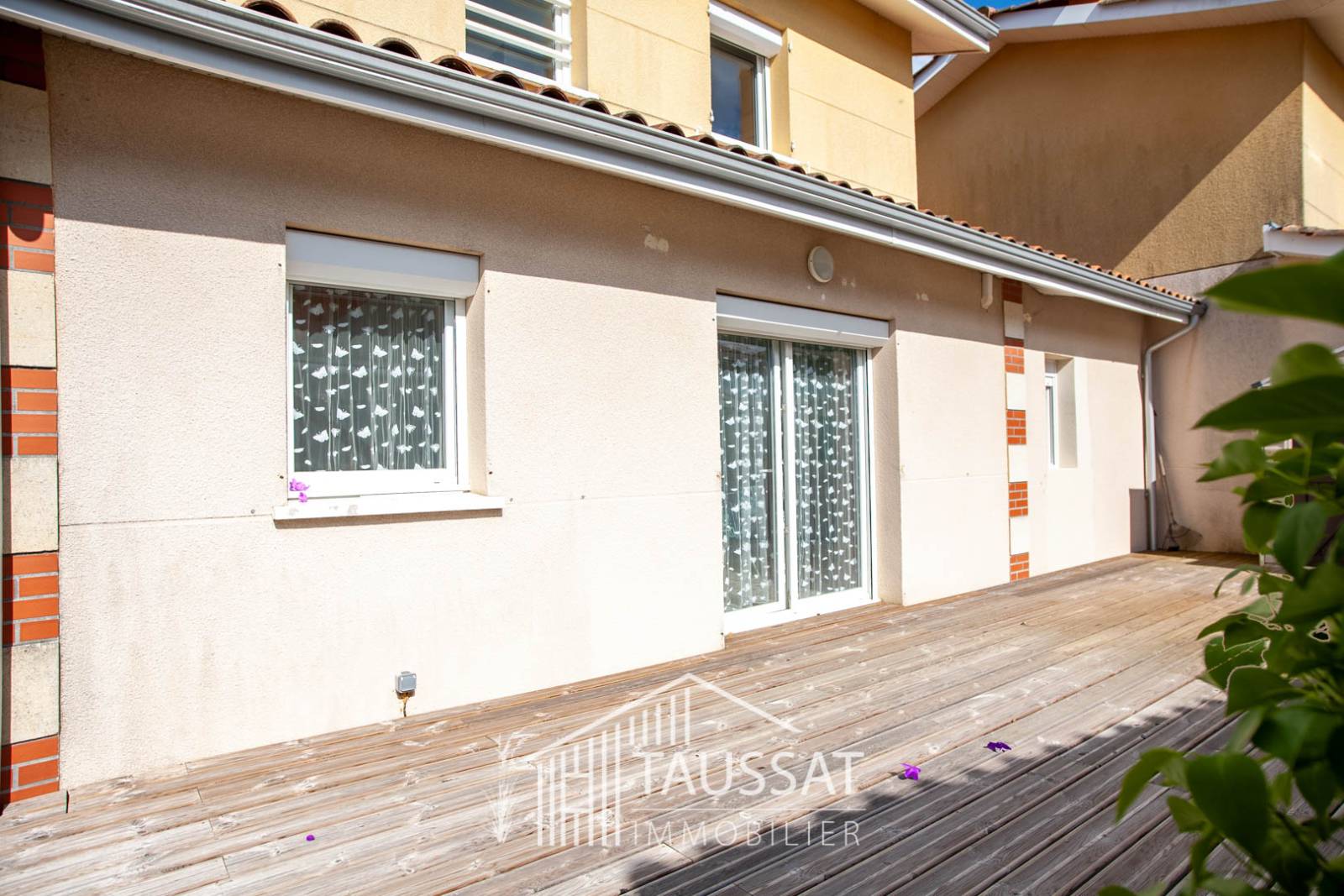 Vente d'une maison de ville avec jardin et terrasse à proximité de Lanton 