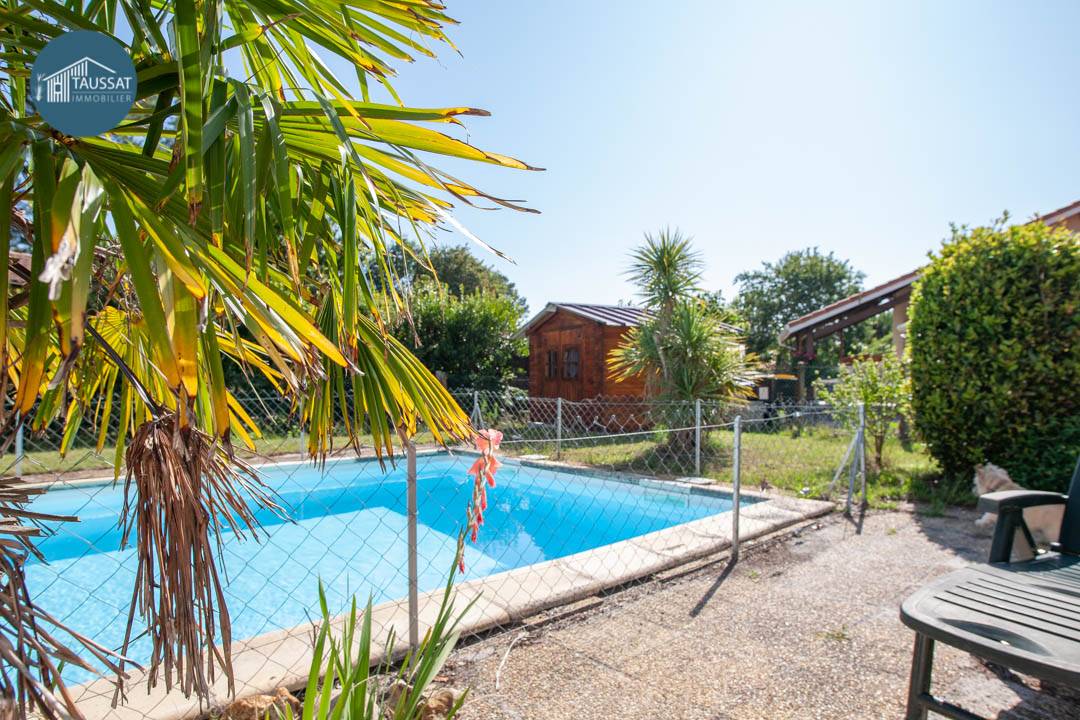 MAISON TYPE LANDAISE 4 CHAMBRES AVEC GARAGE ET PISCINE - VENDUE LANTON CASSY 