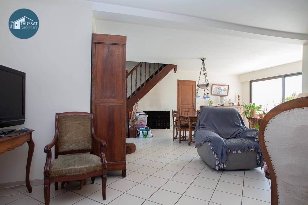 MAISON TYPE LANDAISE 4 CHAMBRES AVEC GARAGE ET PISCINE - VENDUE LANTON CASSY 