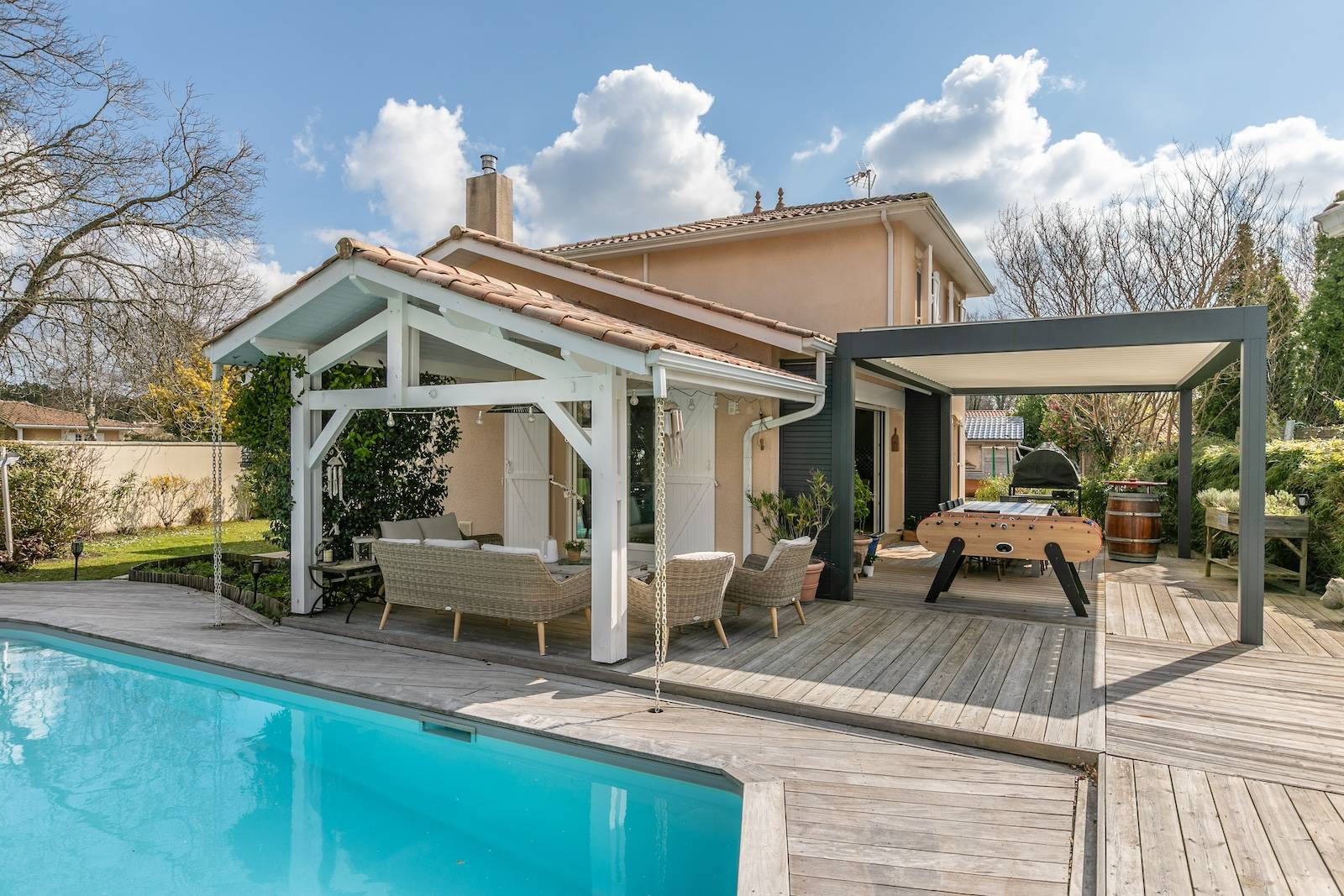 VILLA 5 PIECES 170 M2 - PISCINE - LANTON