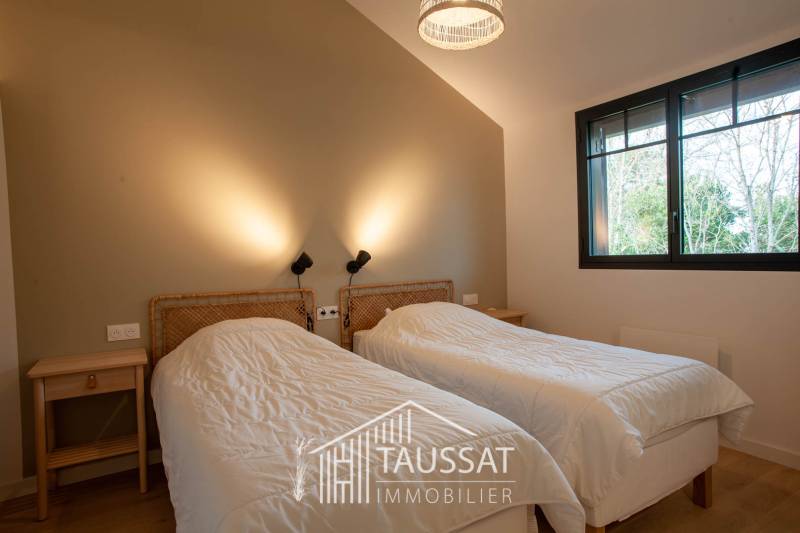 A LOUER MAISON DE VILLE T4 MEUBLEE - CASSY CENTRE