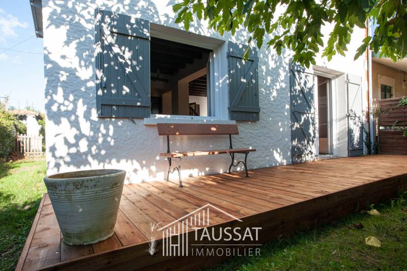 Maison à vendre à Taussat-les-Bains située à proximité immédiate du Bassin