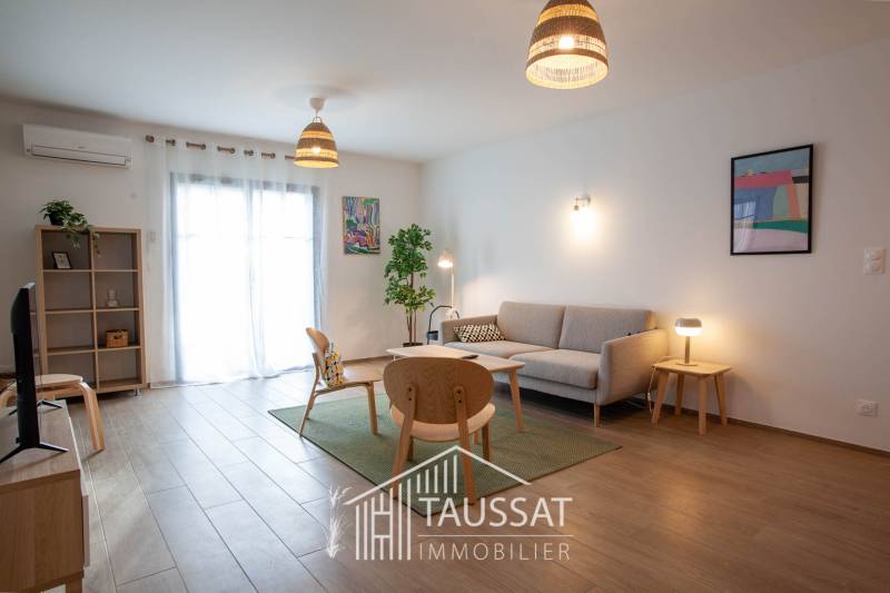 A LOUER MAISON DE VILLE T4 MEUBLEE - CASSY CENTRE