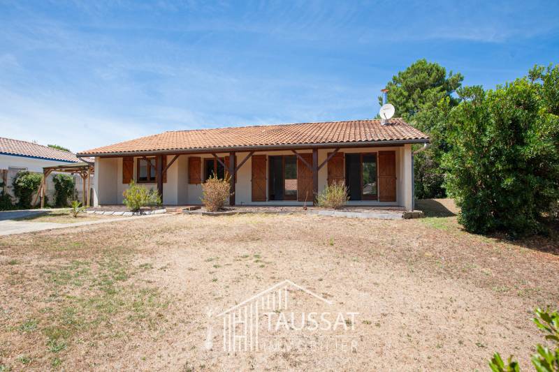 MAISON T4 AVEC GRAND JARDIN PISCINABLE- CASSY